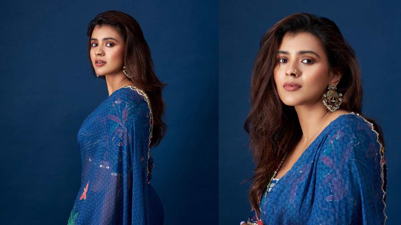 Hebah Patel : నీలిరంగు చీరలోన.. హెబ్బా అందాలు చూడతరమా..