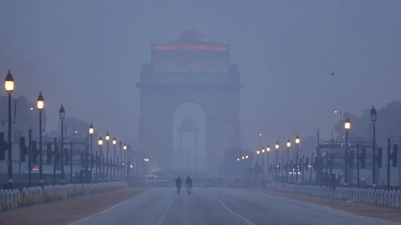Delhi Weather: కోల్డ్‌ స్పెల్‌ ఎఫెక్ట్.. ఢిల్లీలో ఆరెంజ్ అలెర్ట్ జారీ!