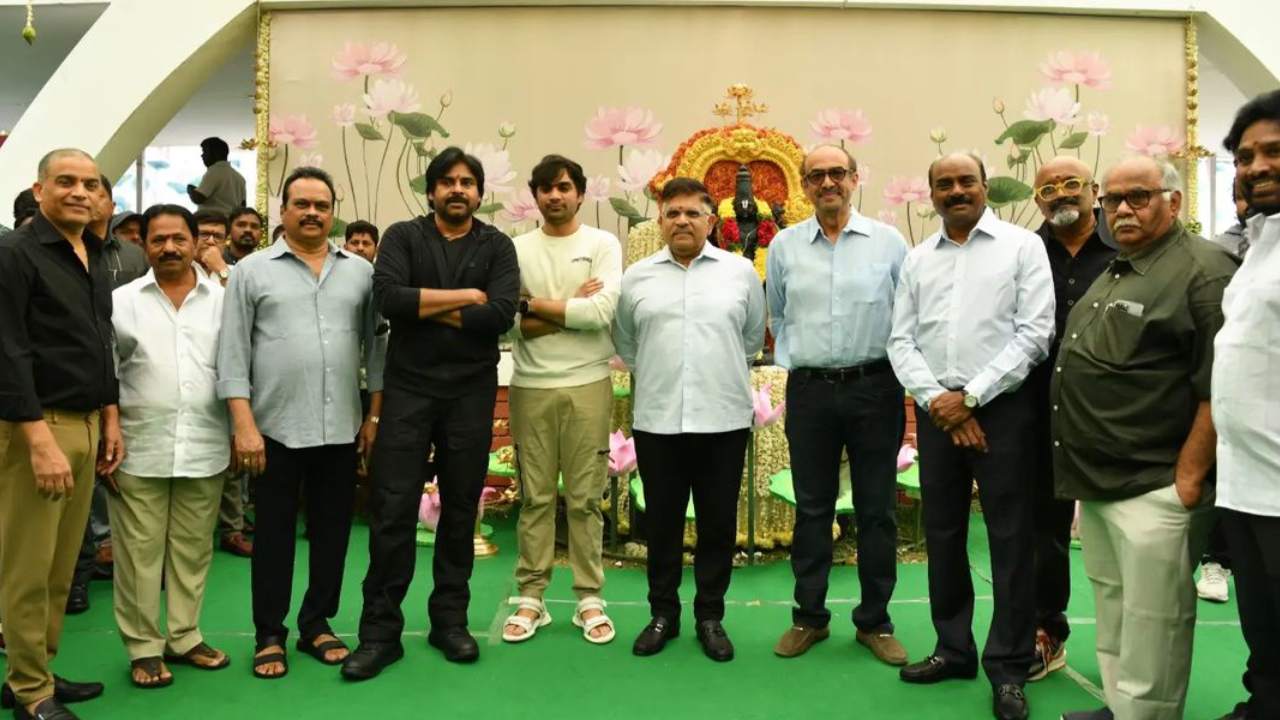 They Call Him OG : పవన్ – సుజీత్ సినిమా పూజా కార్యక్రమం గ్యాలరీ..