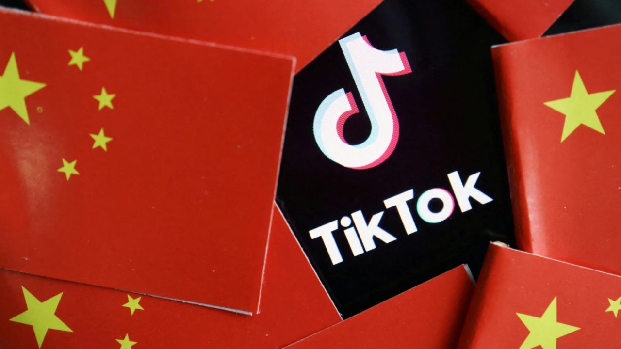 UK bans TikTok: టిక్ టాక్ పై మరో దేశం నిషేధం.. బ్రిటన్ లోనూ సోషల్ యాప్ పై బ్యాన్!
